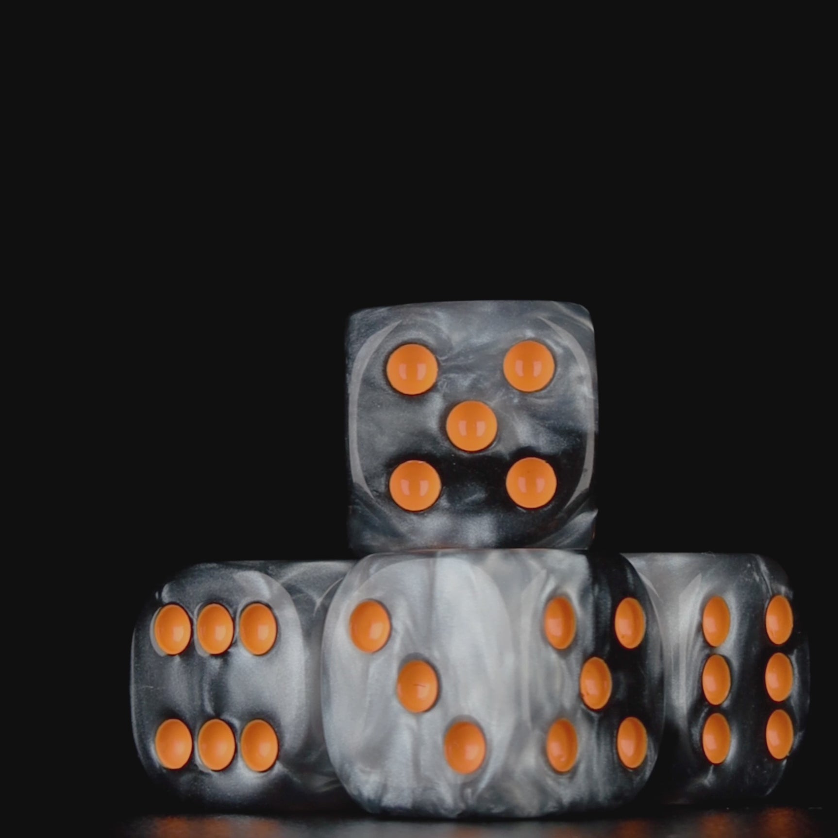 Conquest: Dweghom - Official Dice Set